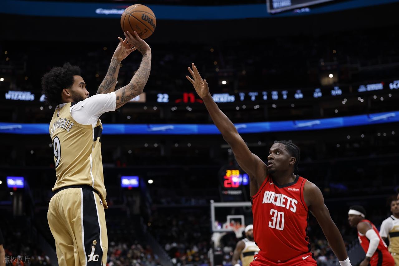 BOB半岛平台-太强了！火箭探花19+7+10+6+2创纪录！申京打爆奇才！杜兰特无解