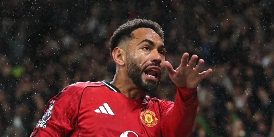 BOB半岛体育-曝曼联夏季引援策略：无视中场隐患，优先补强左翼