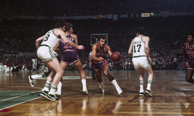 1625543236258009419.jpg 81340593-phoenix-suns-paul-westphal-1976-nba-finals.jpg